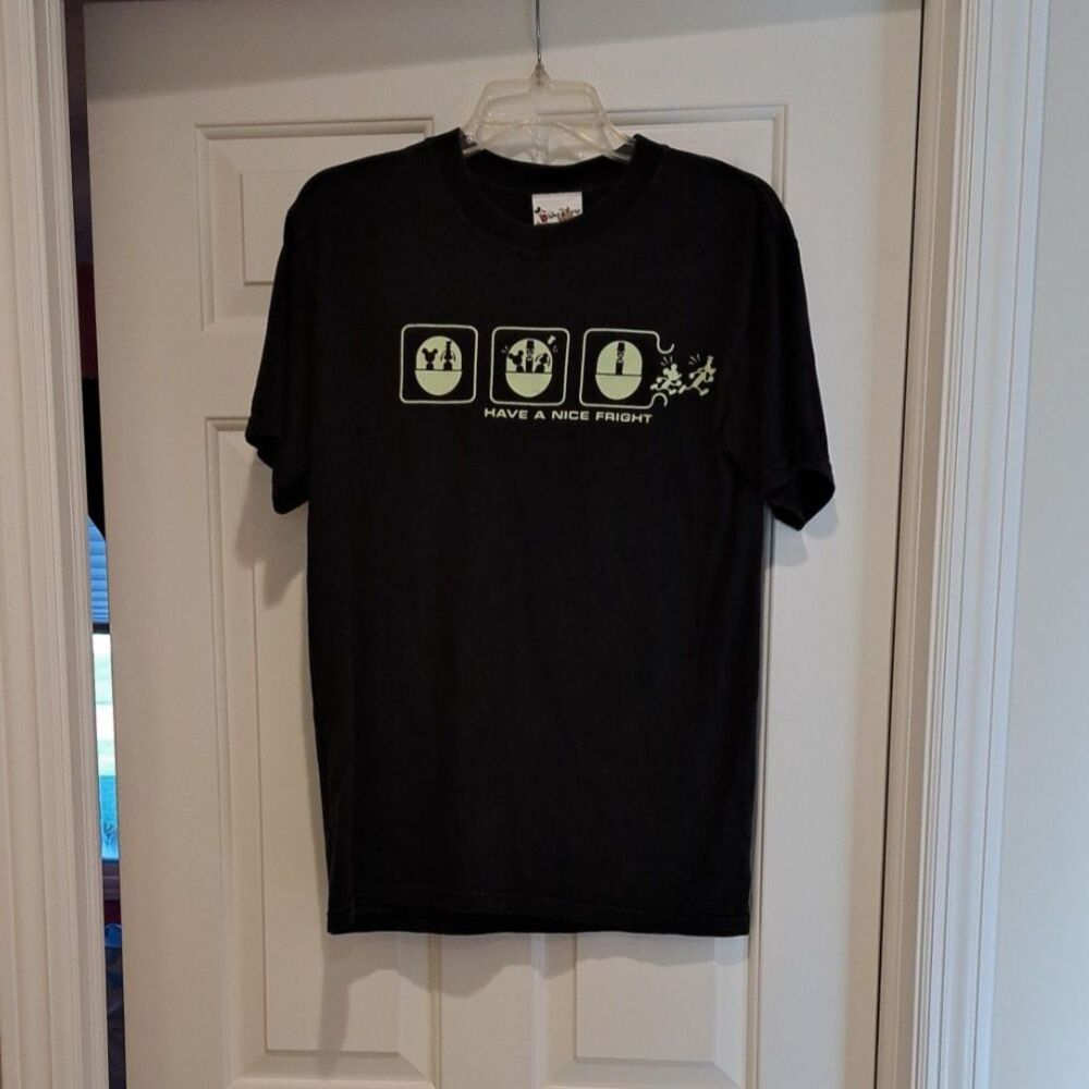 Haunted Mansion Mickey & Goofy "Have a Nice Freight" Size Small Vintage t-shirt